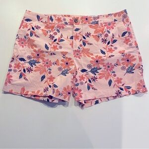 Style &Co chino mid rise short batik print pink size 18 5.5” inseam